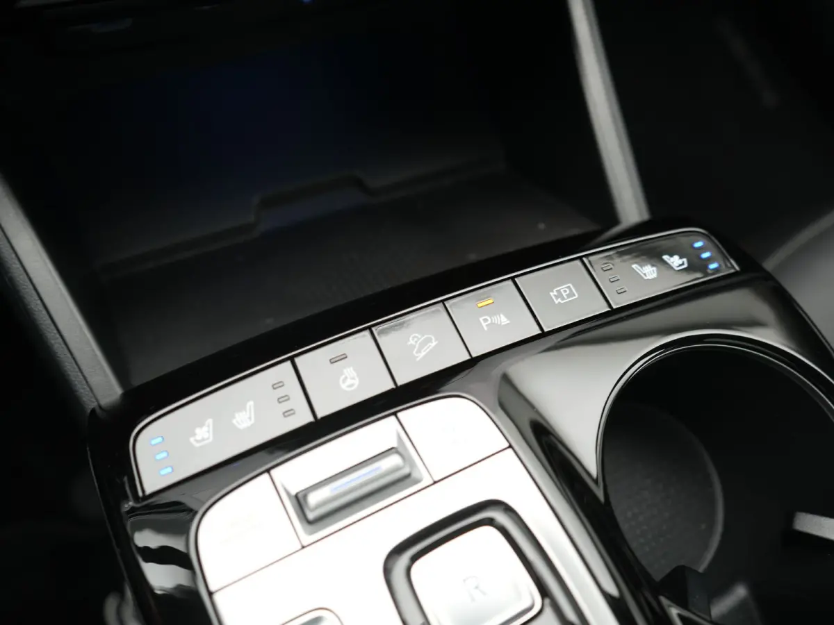1.6 T-GDI PHEV Premium Sky 4WD 266pk Dealer O.H | Trekhaak Afn. | Panodak | 360 Camera | Adaptive Cruise | Krell Audio | Lederen Sportstoelen Memory & Ventilatie | Apple Carplay | Keyless | 