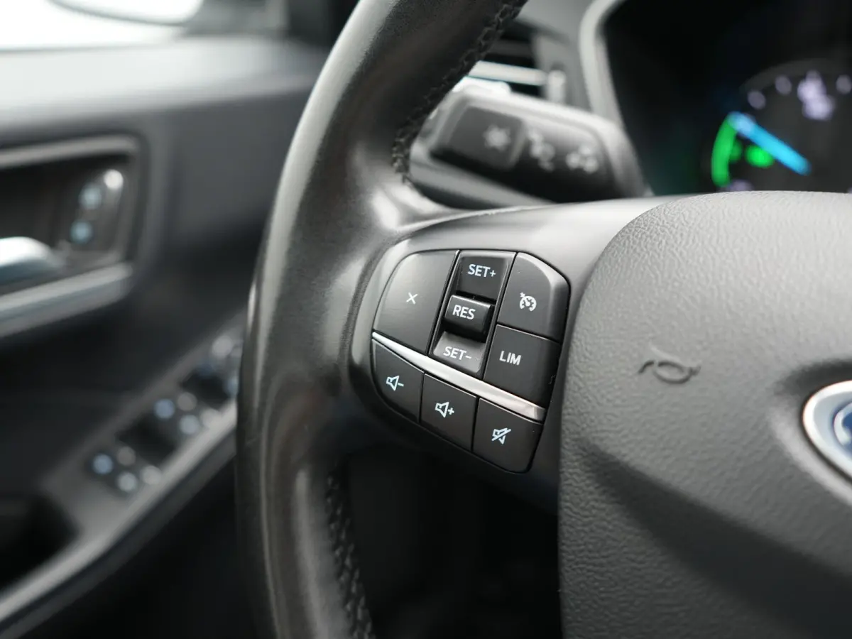 2.5 PHEV 225pk Dealer O.H | Cruise Control | Stoelverwarming | DAB | Navigatie | Stuurverwarming | Lane Assist | 17"L.M | Plug In Hybrid |