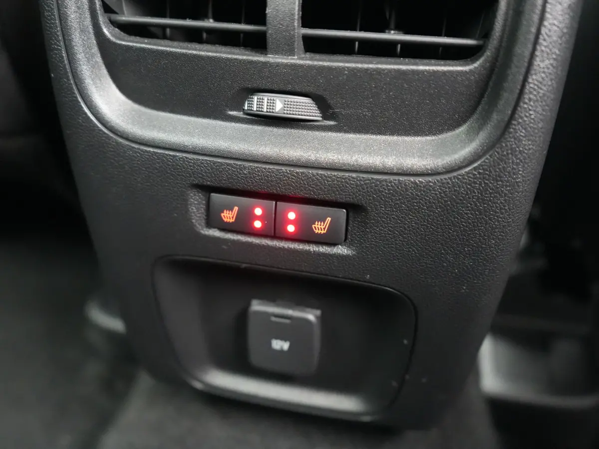 2.5 PHEV 225pk Dealer O.H | Cruise Control | Stoelverwarming | DAB | Navigatie | Stuurverwarming | Lane Assist | 17"L.M | Plug In Hybrid |
