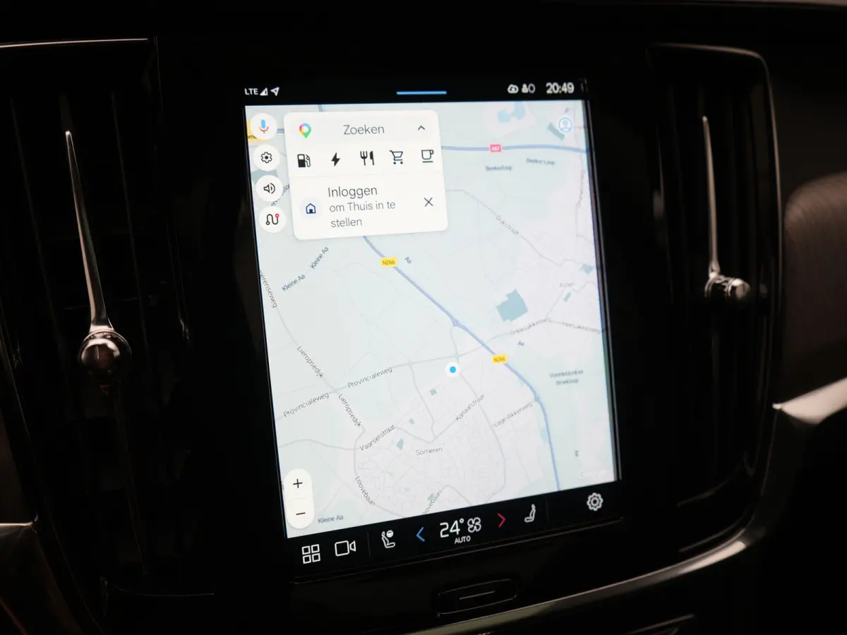 T6 AWD Inscription PHEV 350pk Dealer O.H | Panodak | Adaptive Cruise | Camera | Harman / Kardon | Lederen Sportstoelen Memory & Verwarmd | Apple Carplay | BLIS | Keyless | Pilot Assist | Goo
