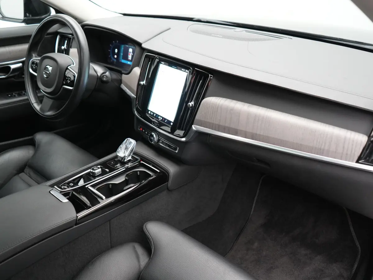 T6 AWD Inscription PHEV 350pk Dealer O.H | Panodak | Adaptive Cruise | Camera | Harman / Kardon | Lederen Sportstoelen Memory & Verwarmd | Apple Carplay | BLIS | Keyless | Pilot Assist | Goo