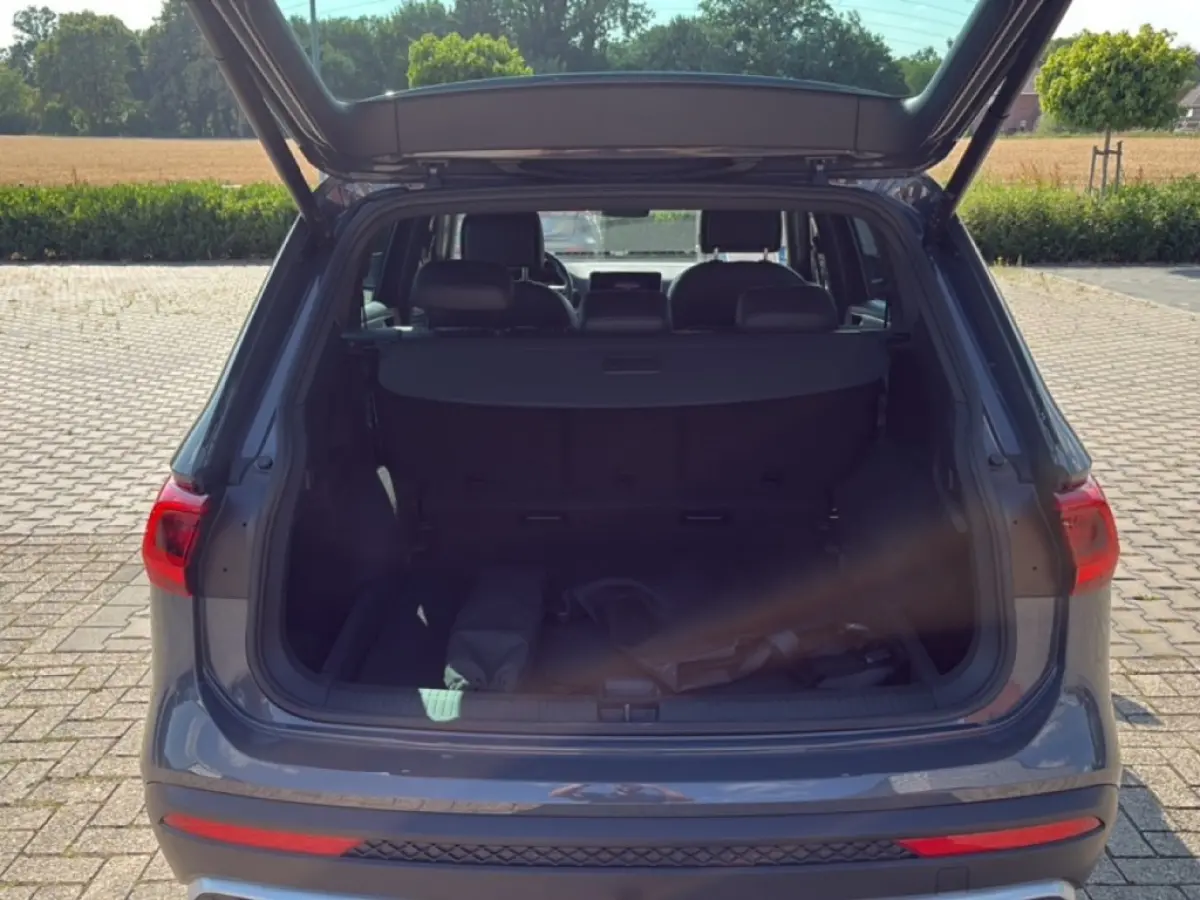 2.0 TDI DSG XPERIENCE TREKHAAK/PANO-DAK/CAMERA/ELEK-KLEP/STOELVERW
