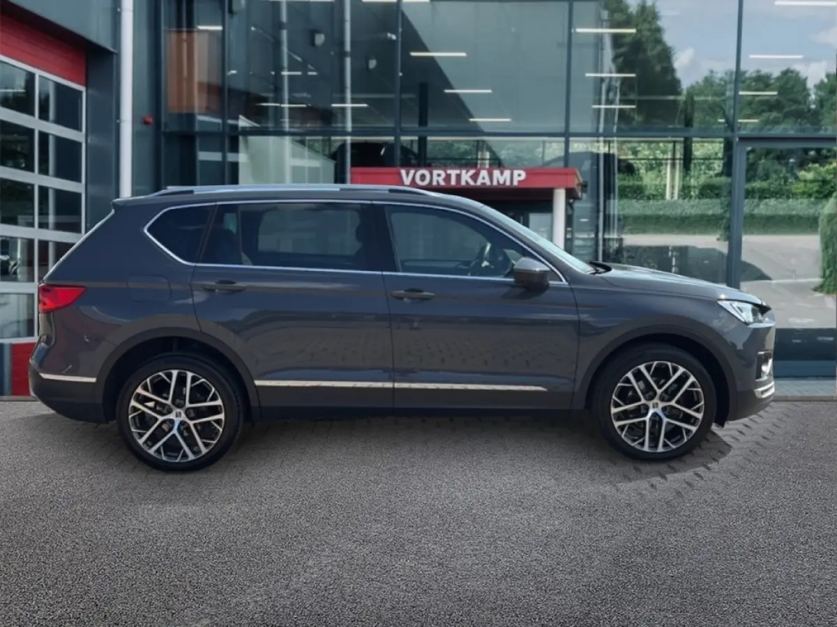 2.0 TDI DSG XPERIENCE TREKHAAK/PANO-DAK/CAMERA/ELEK-KLEP/STOELVERW