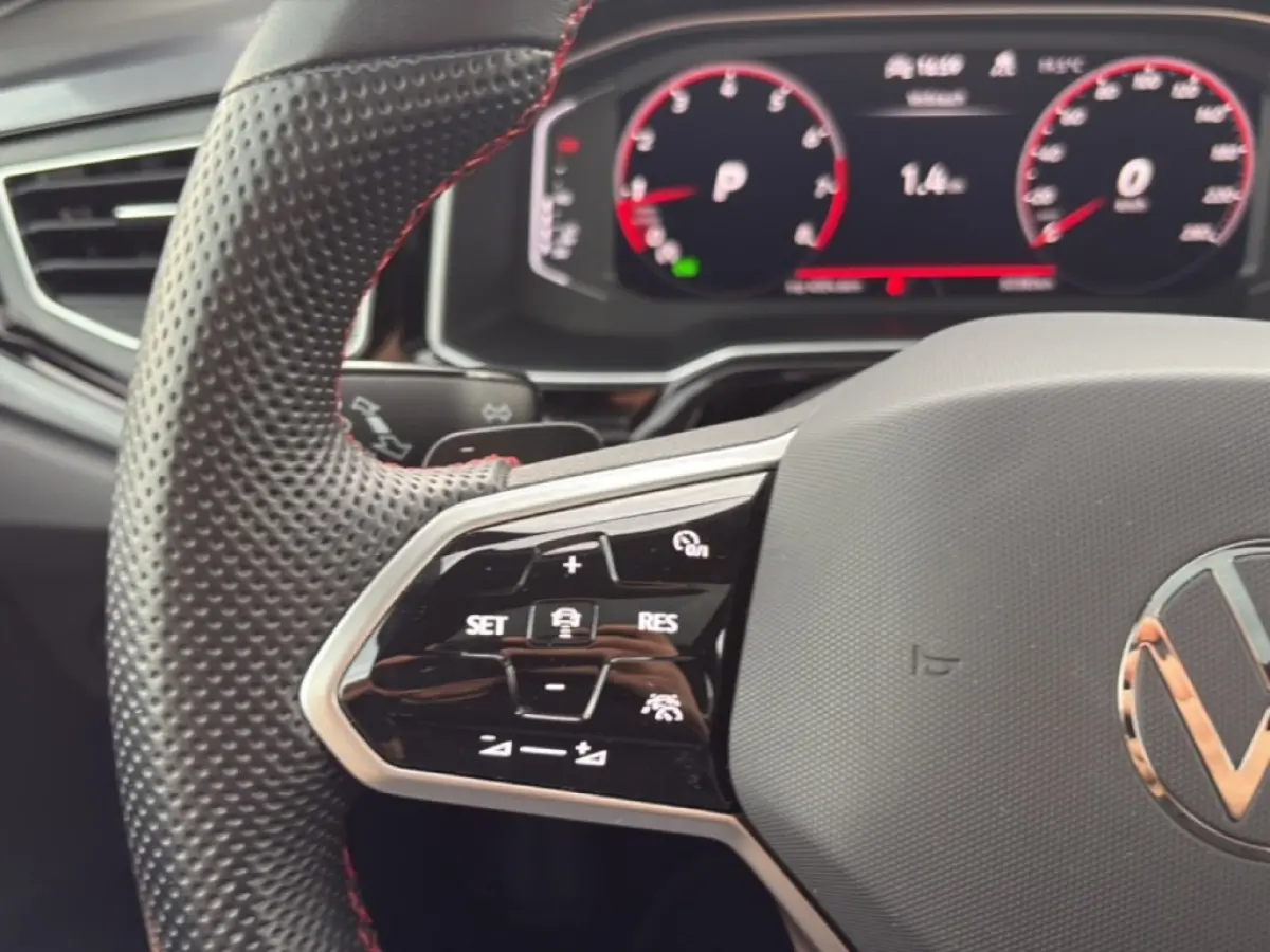 2.0 TSI DSG GTI PANO-DAK/PDC/IQ-LIGHT/DIG-DASH/ACC/BEATS/STOELVERW