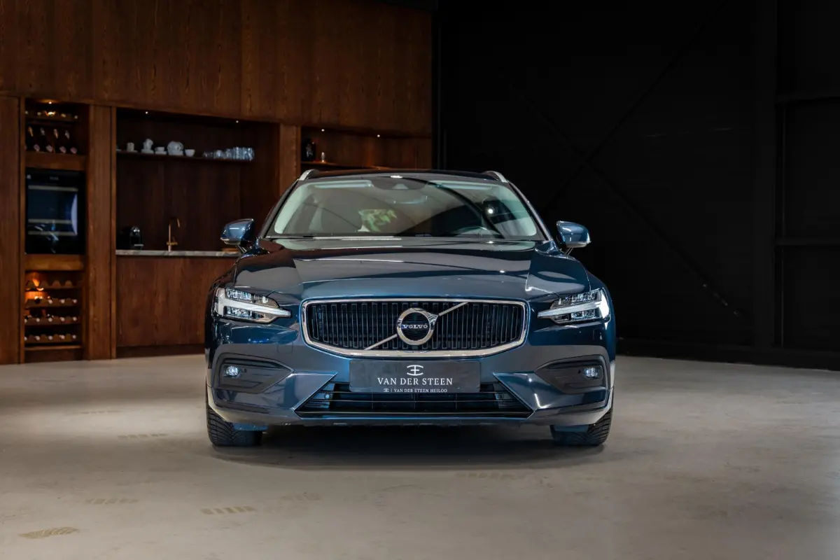 2.0 B4 Business Pro Harman Kardon l Stoelverwarming | Apple CarPlay | Adapt. Cruise l Dealer Onderhouden