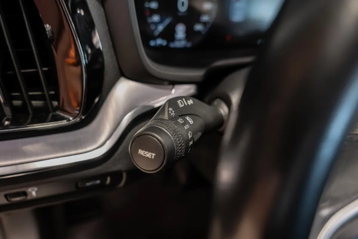 2.0 B4 Business Pro Harman Kardon l Stoelverwarming | Apple CarPlay | Adapt. Cruise l Dealer Onderhouden