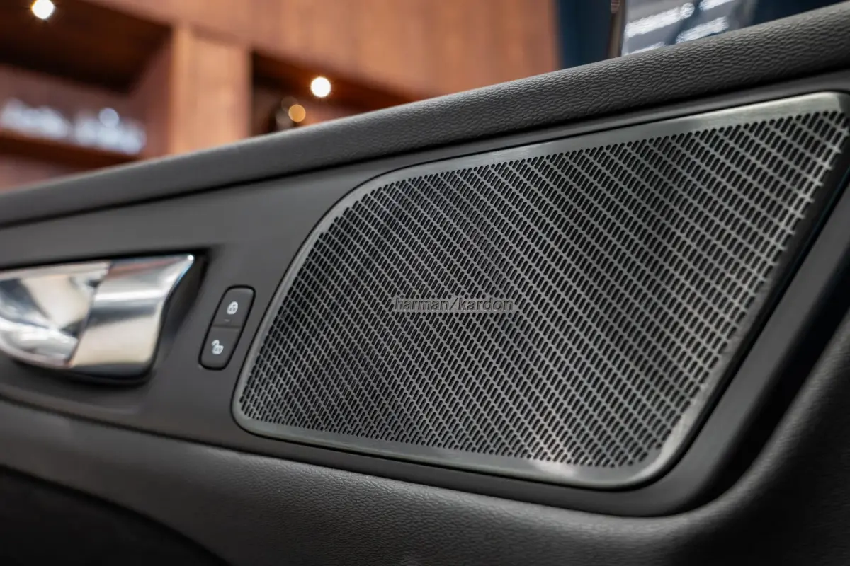 2.0 B4 Business Pro Harman Kardon l Stoelverwarming | Apple CarPlay | Adapt. Cruise l Dealer Onderhouden