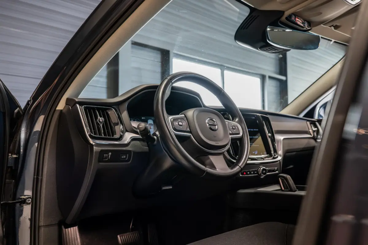 2.0 B4 Business Pro Harman Kardon l Stoelverwarming | Apple CarPlay | Adapt. Cruise l Dealer Onderhouden