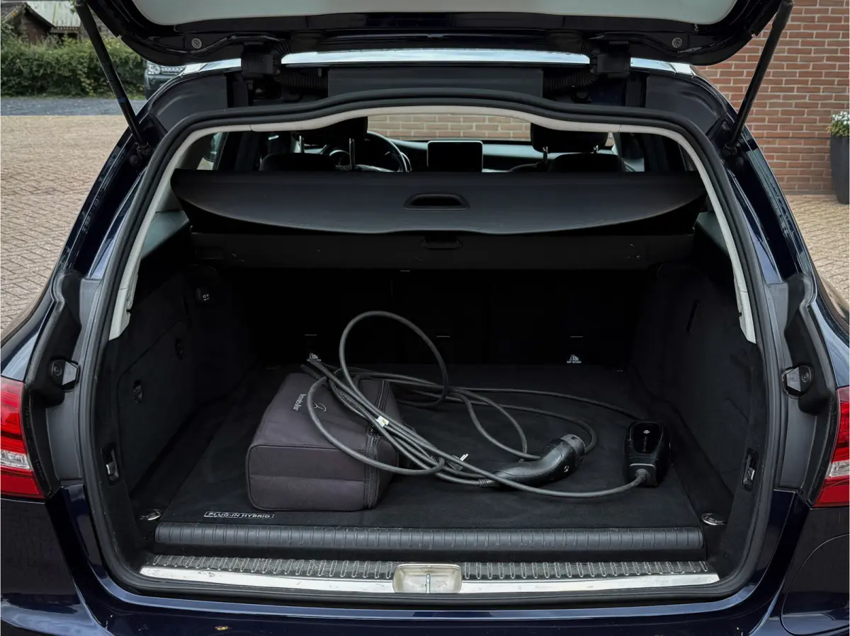 350 e -PHEV ! Elek. verstel. verw. stoelen, Navi, Cruise, Achteruitrijcam, Park. sens. rondom!
