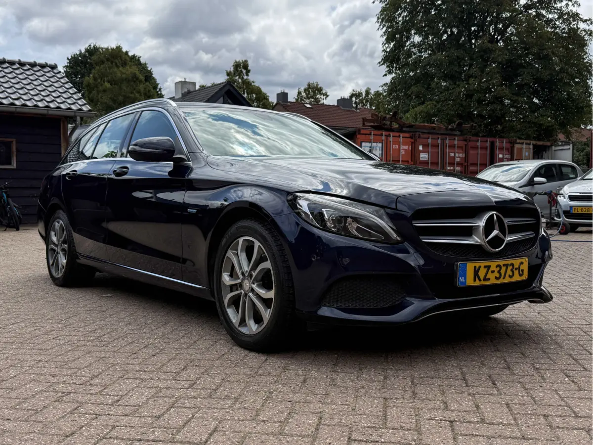 350 e -PHEV ! Elek. verstel. verw. stoelen, Navi, Cruise, Achteruitrijcam, Park. sens. rondom!