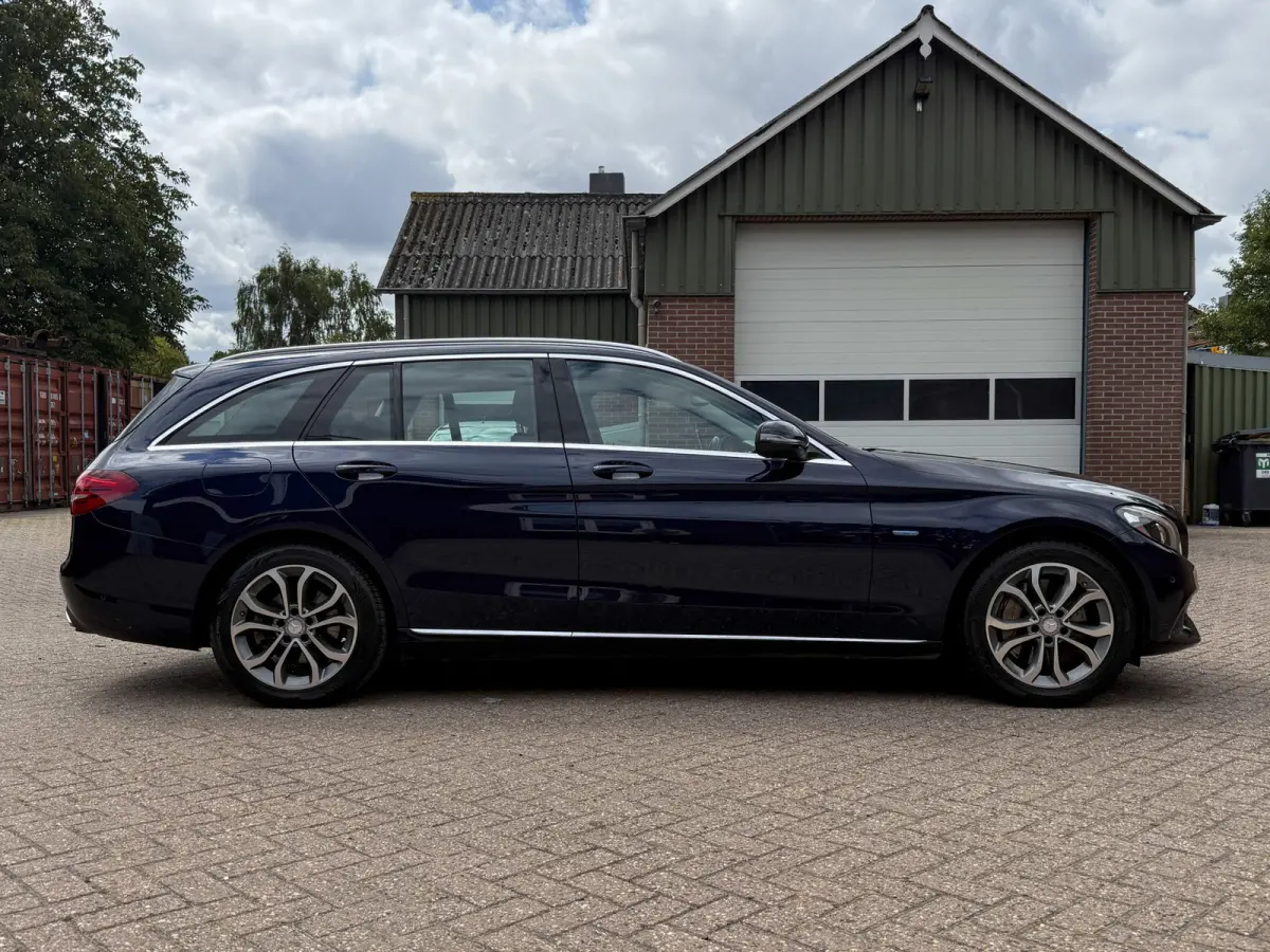 350 e -PHEV ! Elek. verstel. verw. stoelen, Navi, Cruise, Achteruitrijcam, Park. sens. rondom!