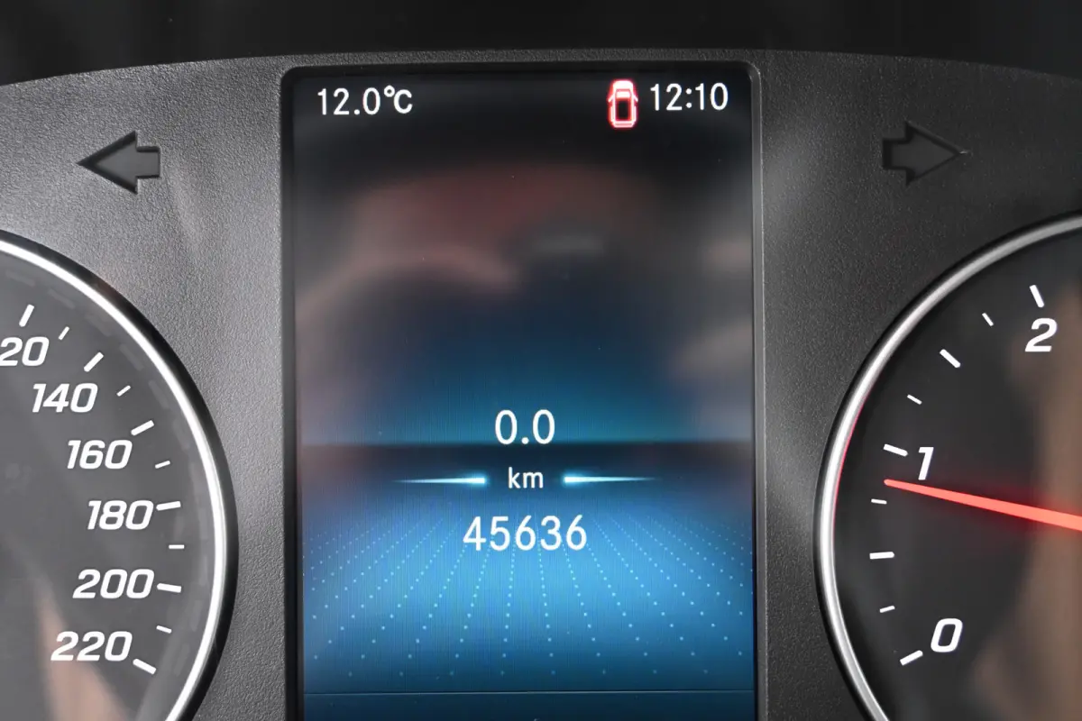 110 CDI L1 Pro 3-Zits, Apple Carplay/Android Auto, Stoelverwarming