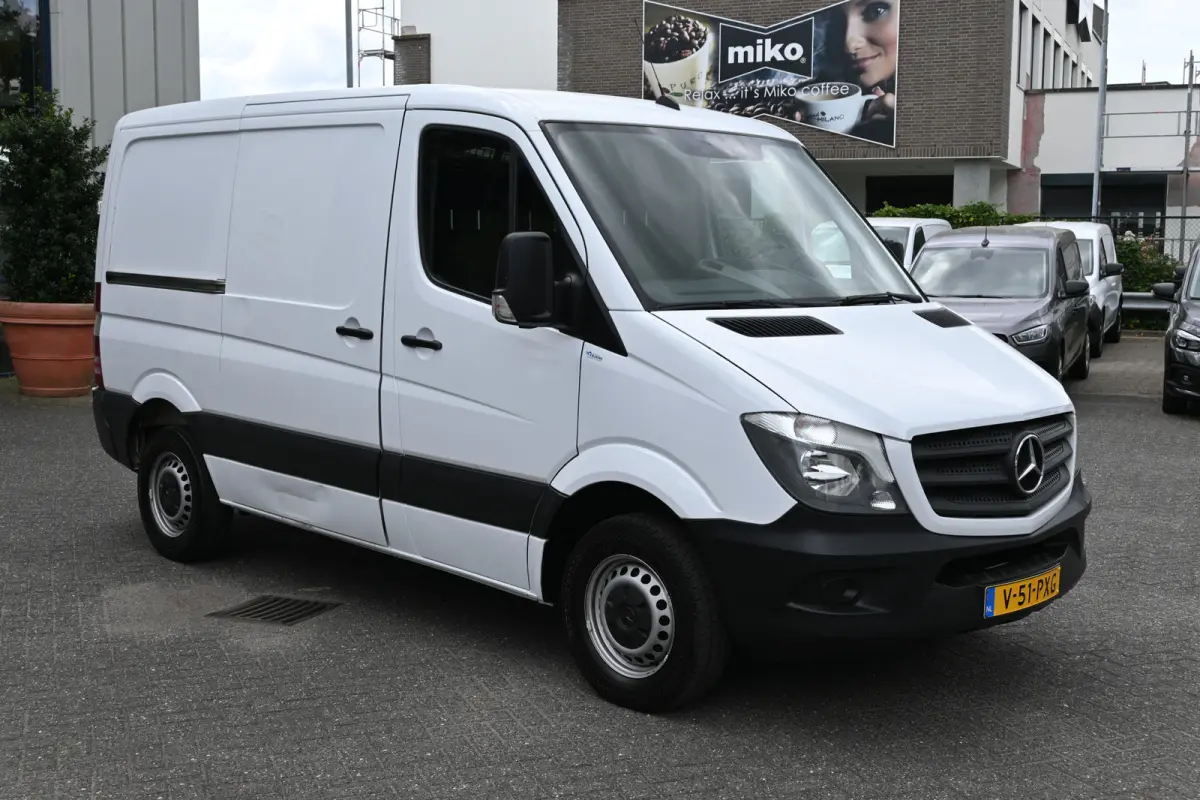 211 CDI L1H1 Euro 6 Airco, Trekhaak