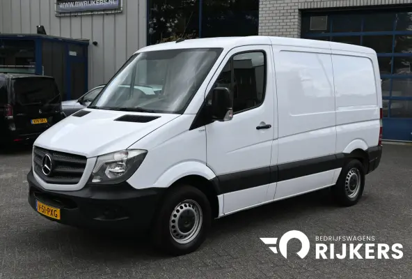 211 CDI L1H1 Euro 6 Airco, Trekhaak