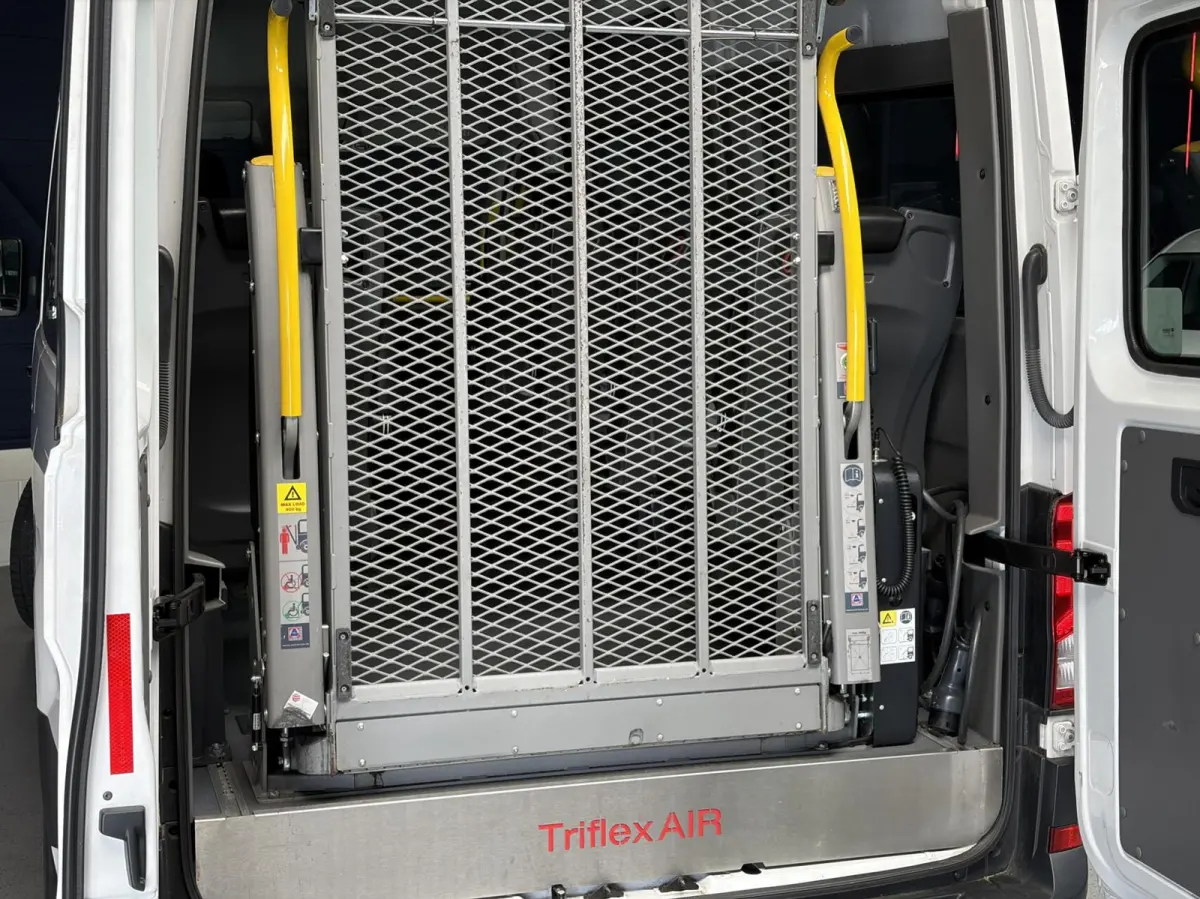 e-Crafter L3H3 |ROLSTOEL|9-PERS.|CAM.|CRUISE|STOELVERW.