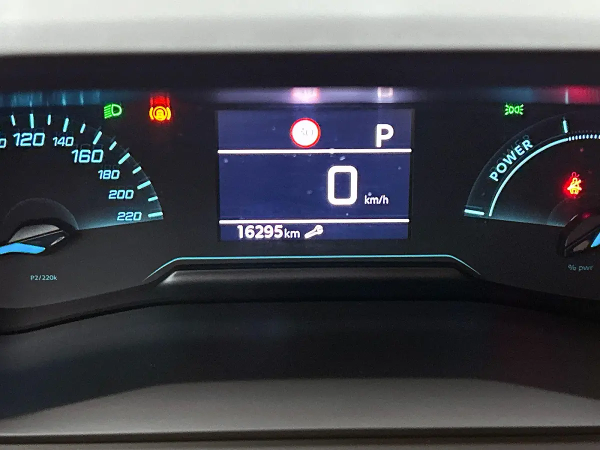 1.2 Hybrid 145 Style AUTOMAAT | CARPLAY | LED | CRUISE