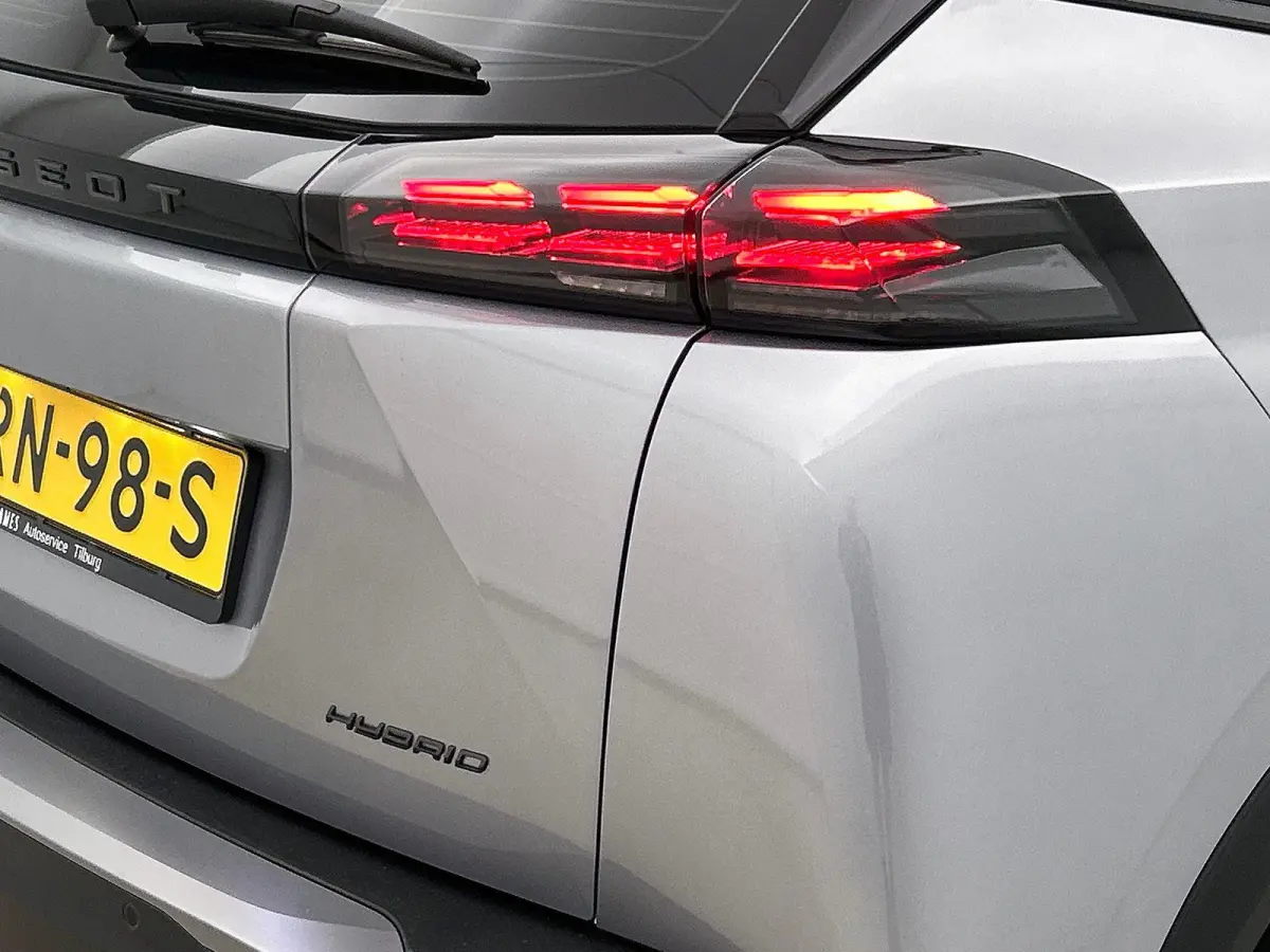 1.2 Hybrid 145 Style AUTOMAAT | CARPLAY | LED | CRUISE
