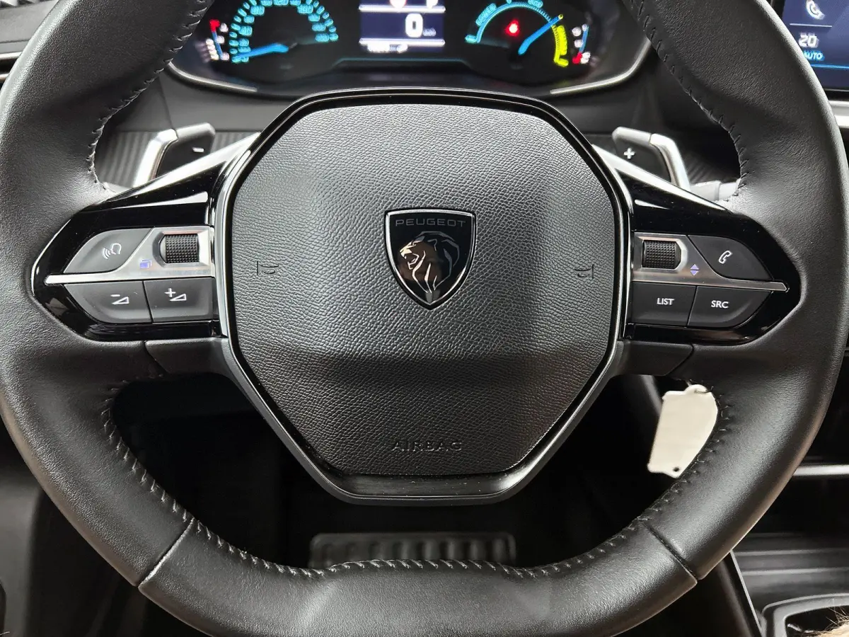 1.2 Hybrid 145 Style AUTOMAAT | CARPLAY | LED | CRUISE