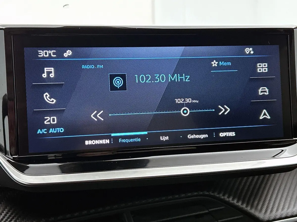 1.2 Hybrid 145 Style AUTOMAAT | CARPLAY | LED | CRUISE