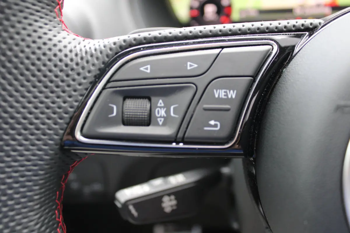 35 TFSI S EDITION | S-TRONIC | S-LINE | PANO | LED- MATRIX | 19" AUDI ROTOR | VIRTUAL | ROOD RUIT MOTIEF LEDER | DODEHOEK
