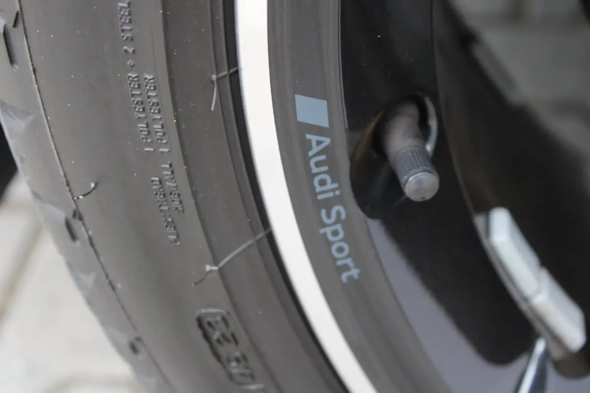 35 TFSI S EDITION | S-TRONIC | S-LINE | PANO | LED- MATRIX | 19" AUDI ROTOR | VIRTUAL | ROOD RUIT MOTIEF LEDER | DODEHOEK