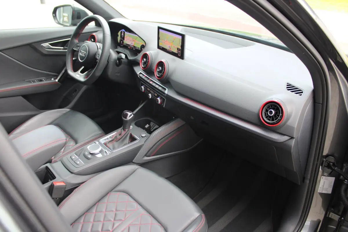 35 TFSI S EDITION | S-TRONIC | S-LINE | PANO | LED- MATRIX | 19" AUDI ROTOR | VIRTUAL | ROOD RUIT MOTIEF LEDER | DODEHOEK