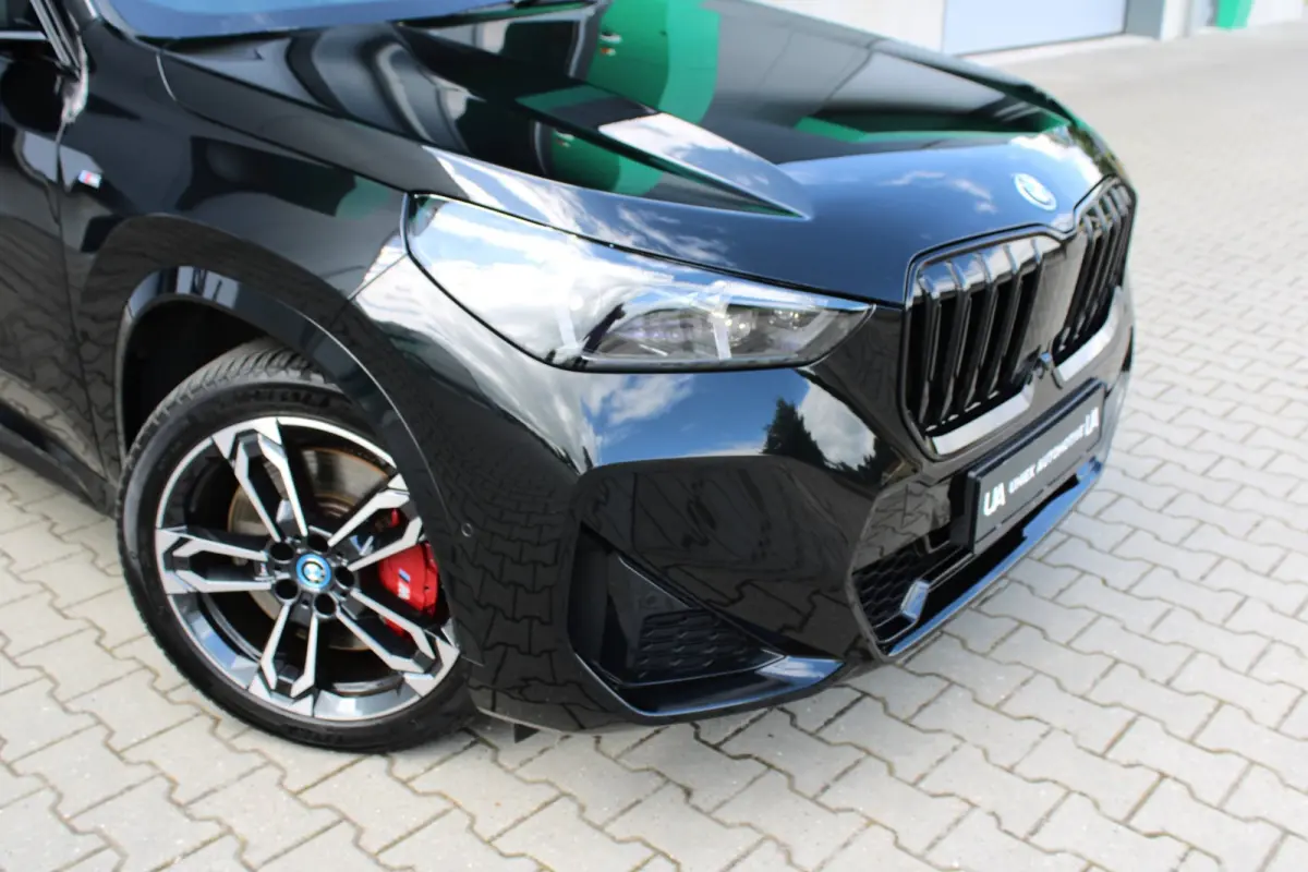 XDRIVE 30e M SPORT PRO | PANO | TREKHAAK | HARMAN KARDON | HEAD UP | 360 CAMERA | 19"| CARPLAY | SFEERVERLICHTING | ACC |