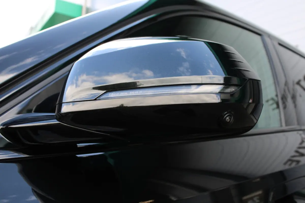 XDRIVE 30e M SPORT PRO | PANO | TREKHAAK | HARMAN KARDON | HEAD UP | 360 CAMERA | 19"| CARPLAY | SFEERVERLICHTING | ACC |