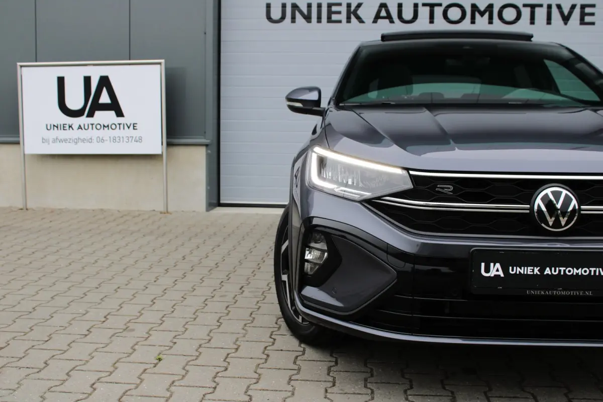 1.0 TSI 116 PK | R LINE | PANO | CARPLAY | LED | ACC | NAVIGATIE | PDC | VOL OPTIES!