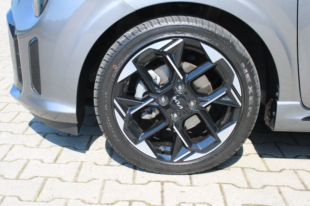 1.2 GT-LINE | 79 PK | KEYLESS | STUUR & STOELVERWARMING | DODEHOEK | 16" | CRUISE | CLIMATE CONTROL | LED | 10 JR GAR