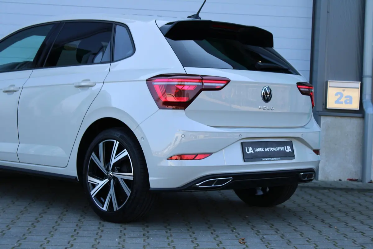 1.0 TSI | DSG | HIGHLINE BUSINESS R | R LINE | BEATS | CAMERA | CARPLAY | NAVI | KEYLESS | DODEHOEK | VOL OPTIES!