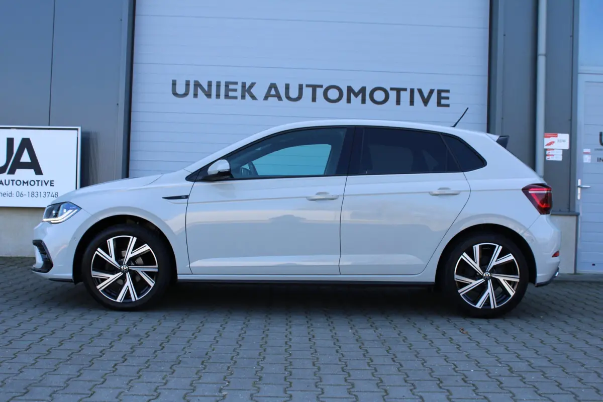 1.0 TSI | DSG | HIGHLINE BUSINESS R | R LINE | BEATS | CAMERA | CARPLAY | NAVI | KEYLESS | DODEHOEK | VOL OPTIES!