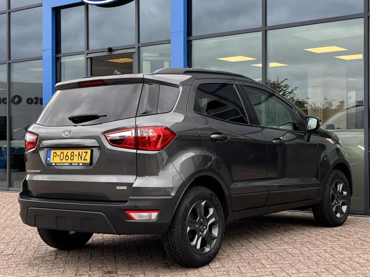 1.0 EcoBoost Titanium 125PK Automaat Winterpack Navi Parkeersensoren Climate Cruise Control Privacy Glass *Dealer Onderhouden*