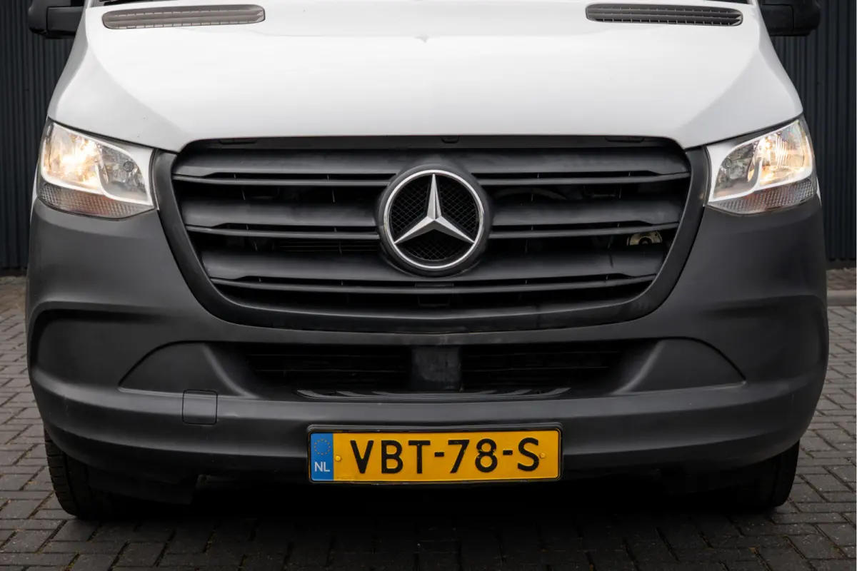 311 CDI RWD L2H2 | Volledig Ingericht | Mbux | Camera | Climatronic