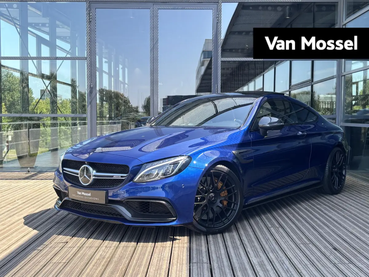 AMG 63 S | KERAMISCH | BURMESTER | AMG PERFORMANCE UITLAAT | PANORAMA/SCHUIF-KANTELDAK | AMG PERFORMANCE STOELEN | AMG DRIVERS PACKAGE |