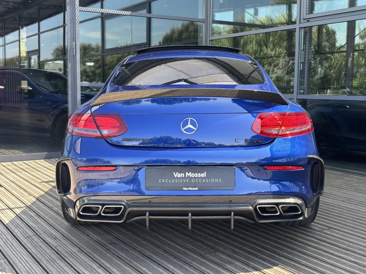 AMG 63 S | KERAMISCH | BURMESTER | AMG PERFORMANCE UITLAAT | PANORAMA/SCHUIF-KANTELDAK | AMG PERFORMANCE STOELEN | AMG DRIVERS PACKAGE |