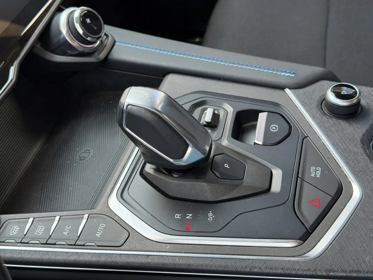 1.5 Plug-in Hybrid|Pano|360|Carplay