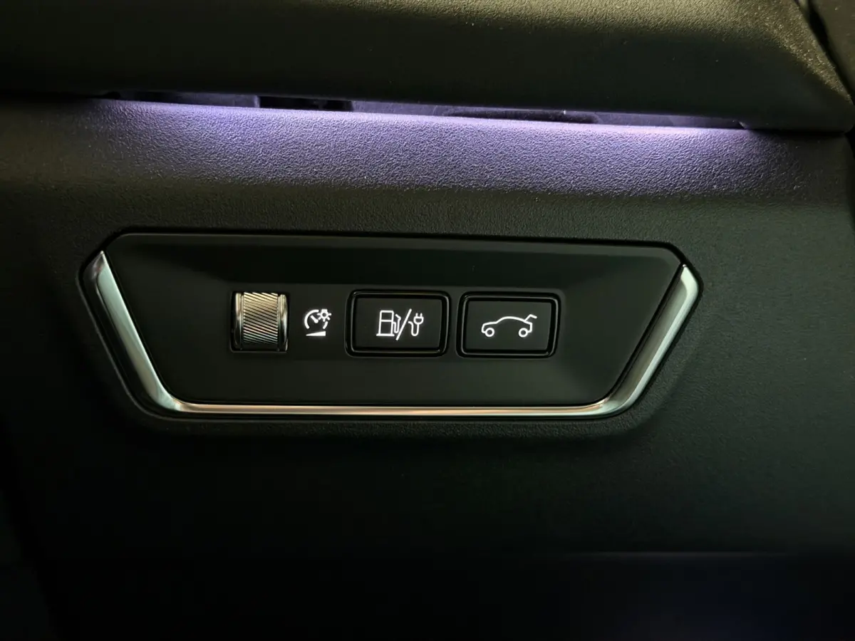 1.5 Plug-in Hybrid|Pano|360|Carplay