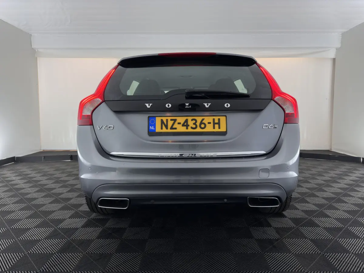 2.4 D6 Twin Engine R-Design Aut. *LEATHER | XENON | MEMORY-PACK | HEATED-COMFORTSEATS | NAVI-FULLMAP | ECC | PDC | CRUISE | 17''ALU*