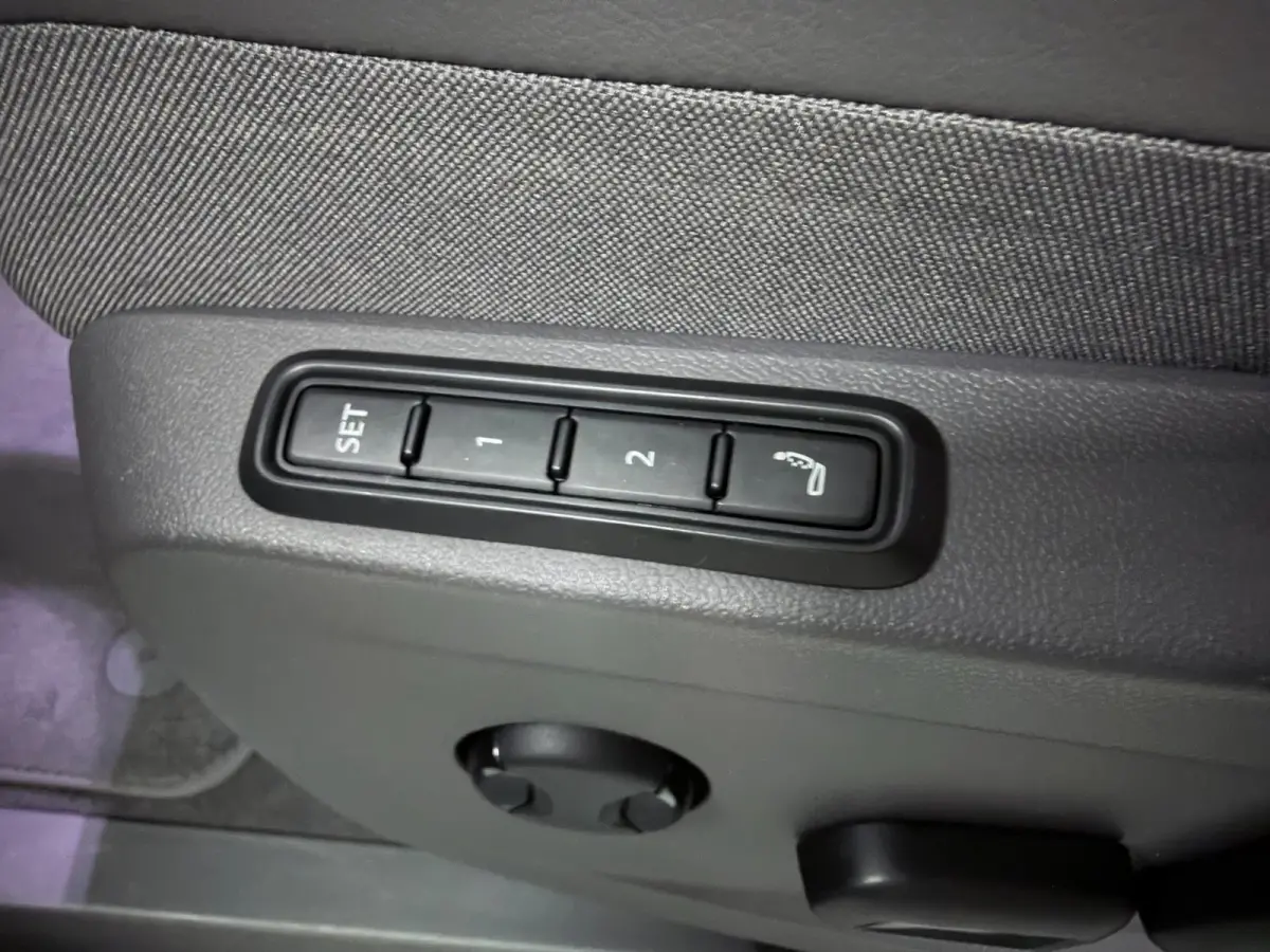 1.4 eHybrid Energetic 7P SOH-96%/PANO/NAVI/H-KARDON/H-UP/LEDER/STOEL-M+MASSAGE+KOELING///