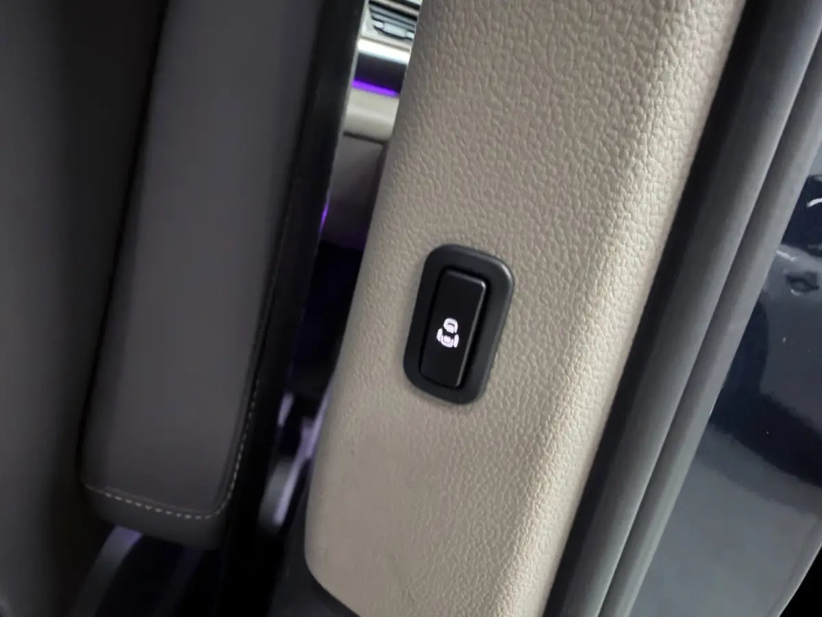 1.4 eHybrid Energetic 7P SOH-96%/PANO/NAVI/H-KARDON/H-UP/LEDER/STOEL-M+MASSAGE+KOELING///