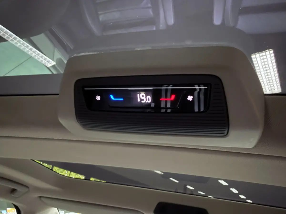 1.4 eHybrid Energetic 7P SOH-96%/PANO/NAVI/H-KARDON/H-UP/LEDER/STOEL-M+MASSAGE+KOELING///