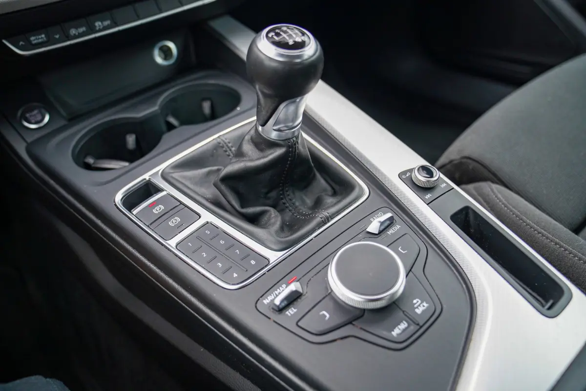 2.0 TFSI MHEV Sport | Navigatie | Elektrisch bedienbare achterklep | Multifunctioneel stuurwiel | Cruise control