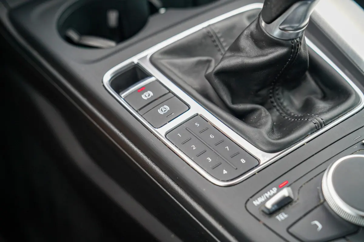 2.0 TFSI MHEV Sport | Navigatie | Elektrisch bedienbare achterklep | Multifunctioneel stuurwiel | Cruise control