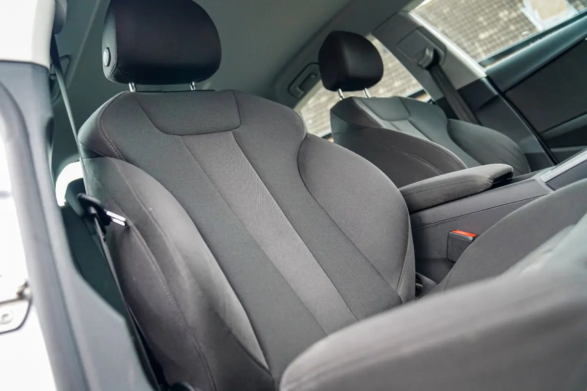 2.0 TFSI MHEV Sport | Navigatie | Elektrisch bedienbare achterklep | Multifunctioneel stuurwiel | Cruise control