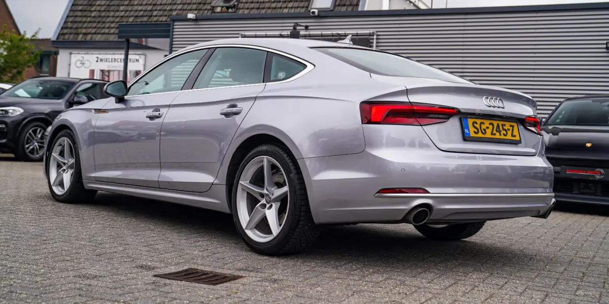 2.0 TFSI MHEV Sport | Navigatie | Elektrisch bedienbare achterklep | Multifunctioneel stuurwiel | Cruise control