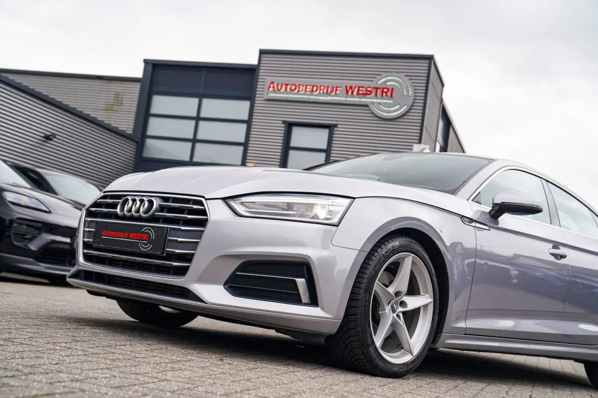 2.0 TFSI MHEV Sport | Navigatie | Elektrisch bedienbare achterklep | Multifunctioneel stuurwiel | Cruise control
