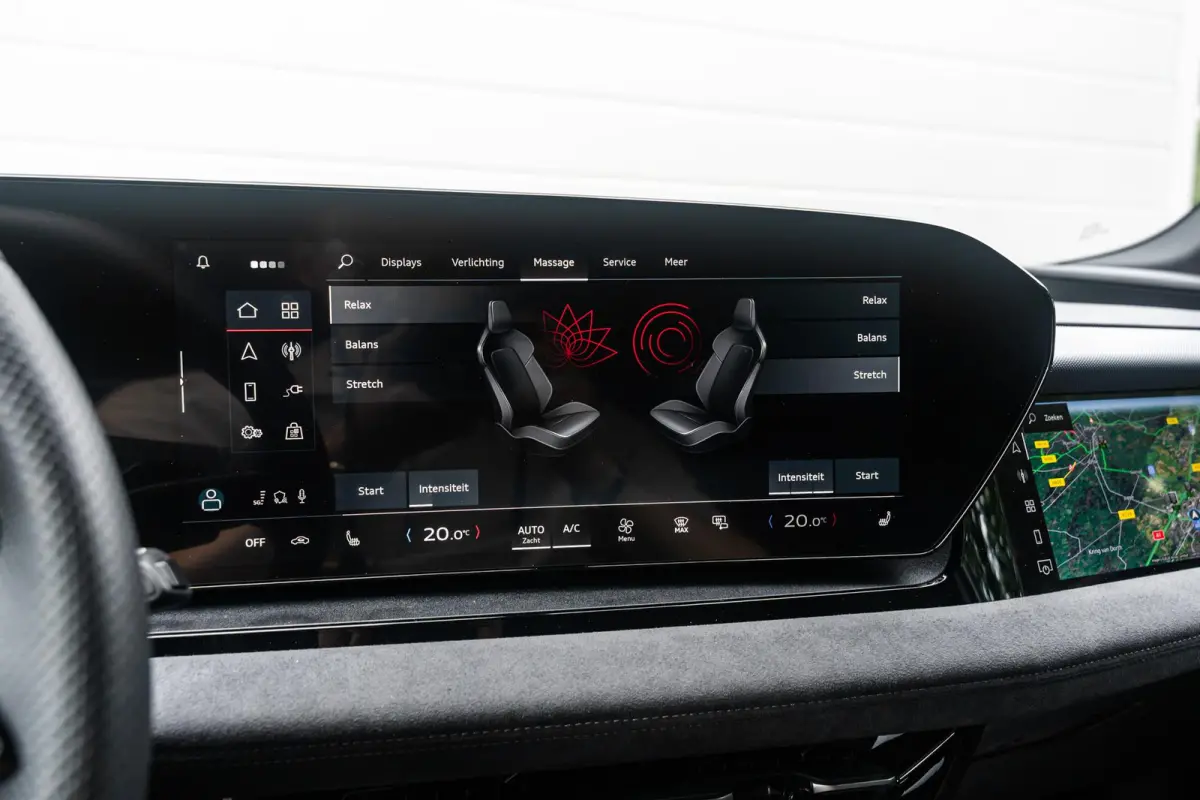 388pk S Edition Quattro 100 kWh | Panoramadak | Luchtvering | Trekhaak | Topview | Sportstoel Plus | Bijrijdersscherm | Stuur- / Stoelverwarming