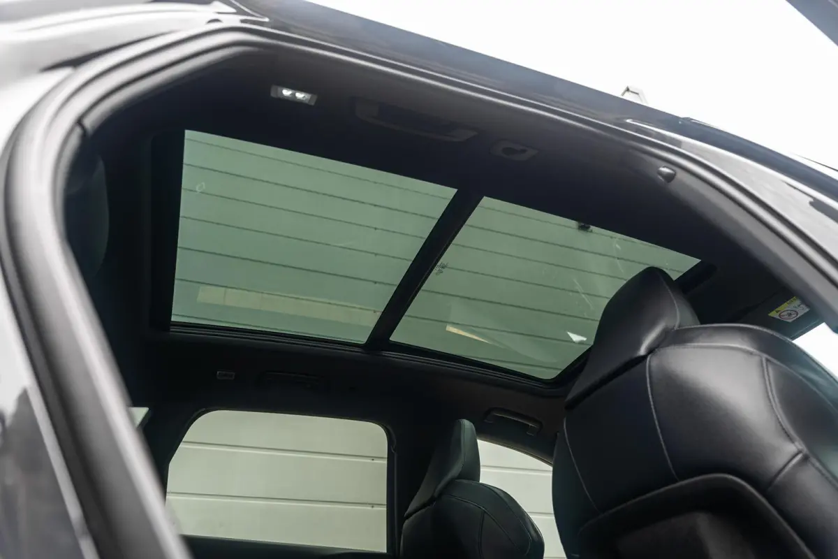 388pk S Edition Quattro 100 kWh | Panoramadak | Luchtvering | Trekhaak | Topview | Sportstoel Plus | Bijrijdersscherm | Stuur- / Stoelverwarming