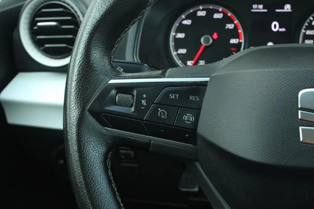1.0 EcoTSI 95pk Style | Cruise Control | Apple CarPlay/ Android Auto | Airco Automatische | Parkeersensoren Achter